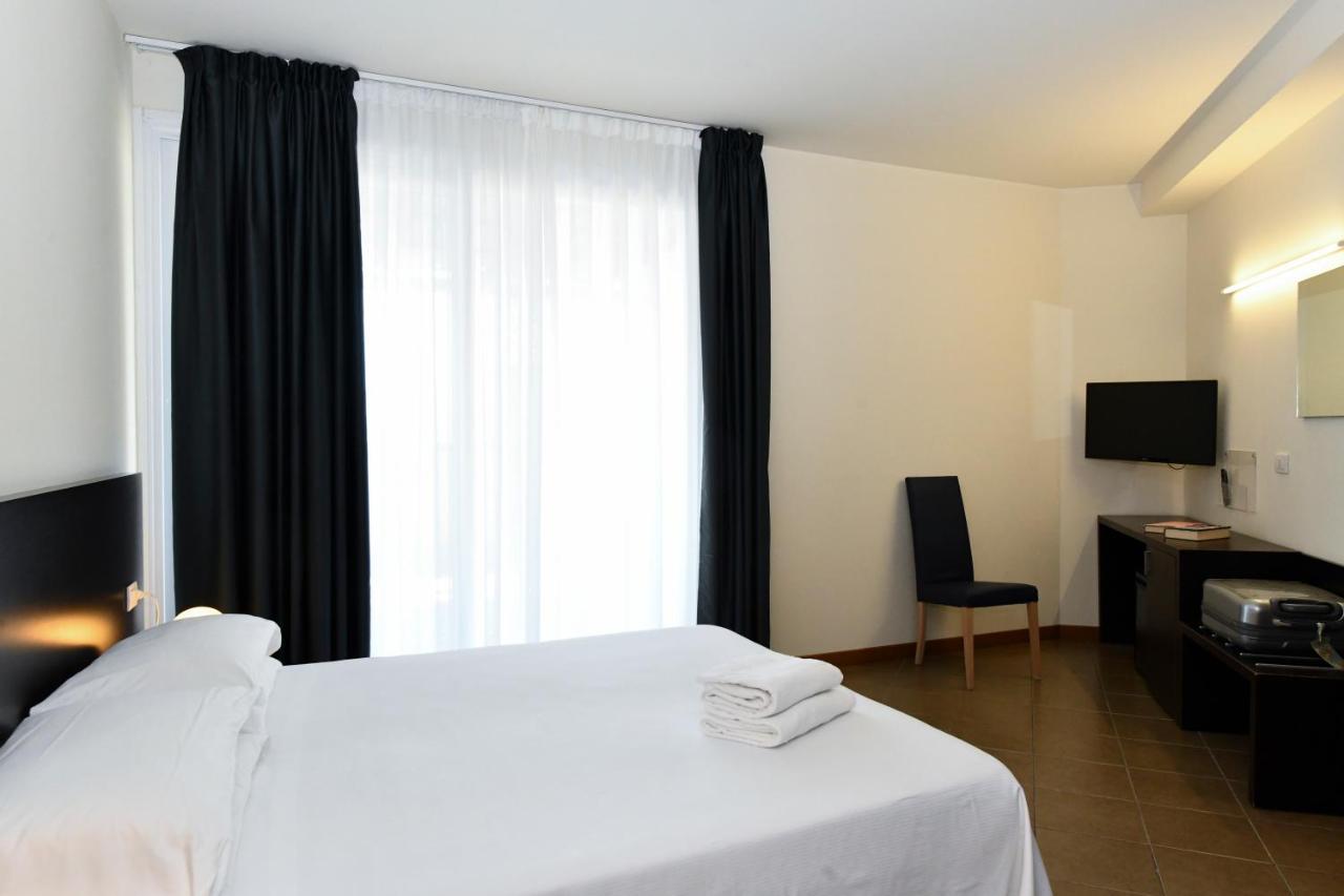 Hotel Eden Lido di Jesolo Esterno foto